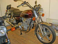 011-Honda-CB-750-Automatic.jpg (141175 Byte)