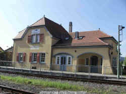 bahnhof.jpg (62786 Byte)