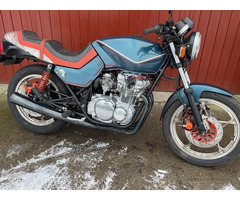 Suzuki GS 550 M Katana