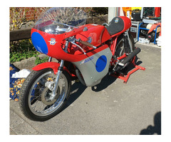 V AGUSTA 350 (420) RACER RENNMASCHINE