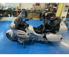 HONDA GOLD WING 1800