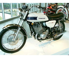 Kawasaki 500  H1 in Teilen - Parts