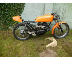 Honda CB 250 RS , Caferacer Projekt Bj 82 , mit Teileträger