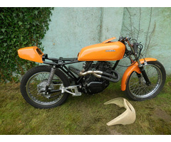 Honda CB 250 RS , Caferacer Projekt Bj 82 , mit Teileträger