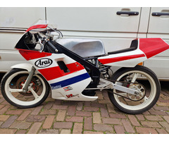 Yamaha - Racer TZ 50 .