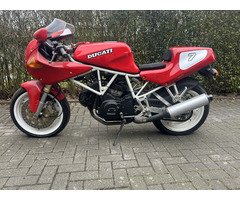 Ducati 750 SS mit Trockenkupplung