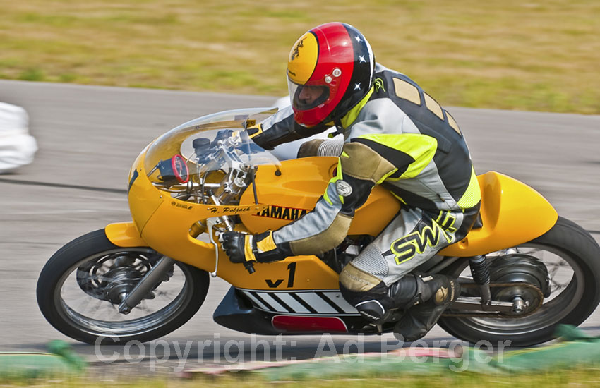 Odenwaldring Klassik - Walldürn 2011
Hans Poljack, Yamaha SR 500, 1978 (V1)
