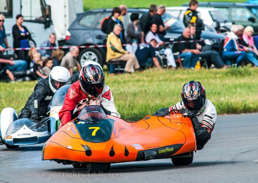 Odenwaldring Klassik - Flugplatz Walldürn
Suter/Flausch - Windle Suzuki 1000
