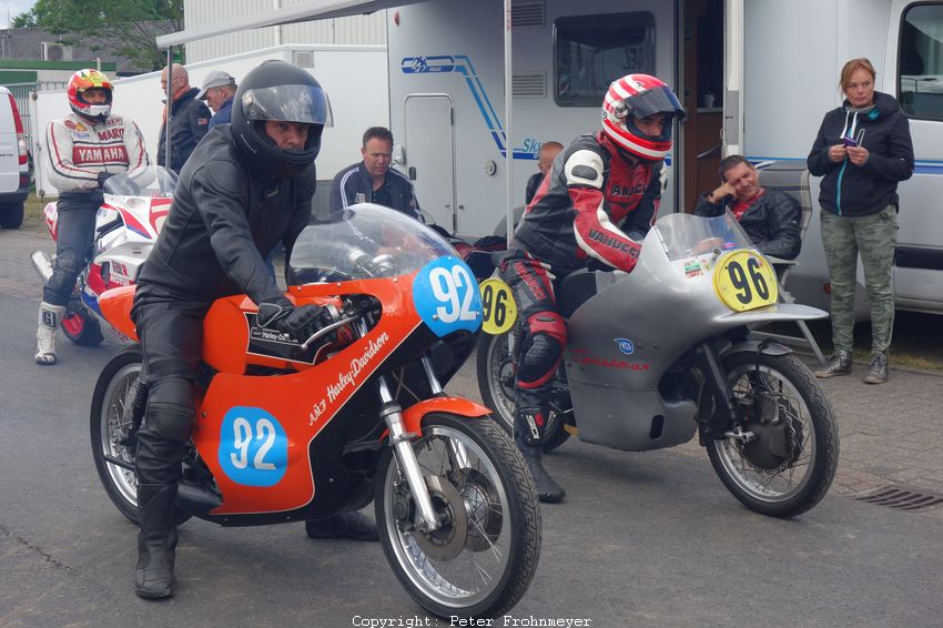 Stichting Historische Motorrace Tubbergen 2016
John Fokken - HD Aermacchi 350, Brian Kostwinder - NSU
