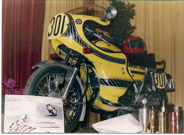 Arnulf Teuchert - Yamaha RD250 - 1976
Meistermaschine
