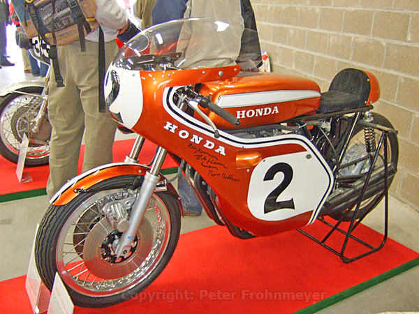 Honda CB750
mit diesem Motorrad gewann Dick Mann 1970 in Daytona
