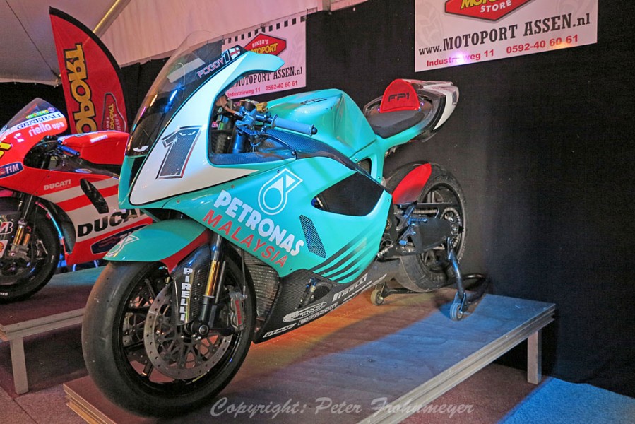 Suzuki TR500
Petronas Superbike
