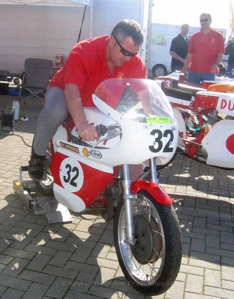 Manfred Schneider - Ducati 350 Desmo
