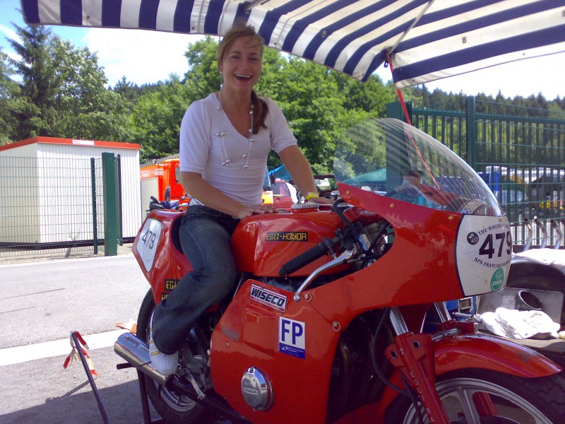 Bianca
Schlüsselwörter: EGLI Honda