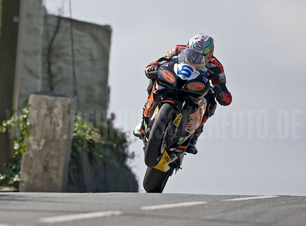 Ian Hutchinson - Winner Supersport Race
