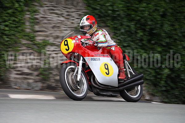 Giacomo Agostini - Italien - 500cc MV Agusta  - 15 times World Champion - 10 TT wins
