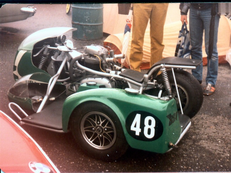 BSA A65 side car racer (3)
Ein tolles gerät während der Historic Grand Prix in Zolder (B) 1984
