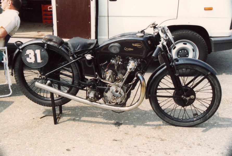 Koehler Escoflier
Auch in Frankreich würden mal interresante motorräder hergesteld. Diese war zu sehen beim HGP in Zolder 1988.  
