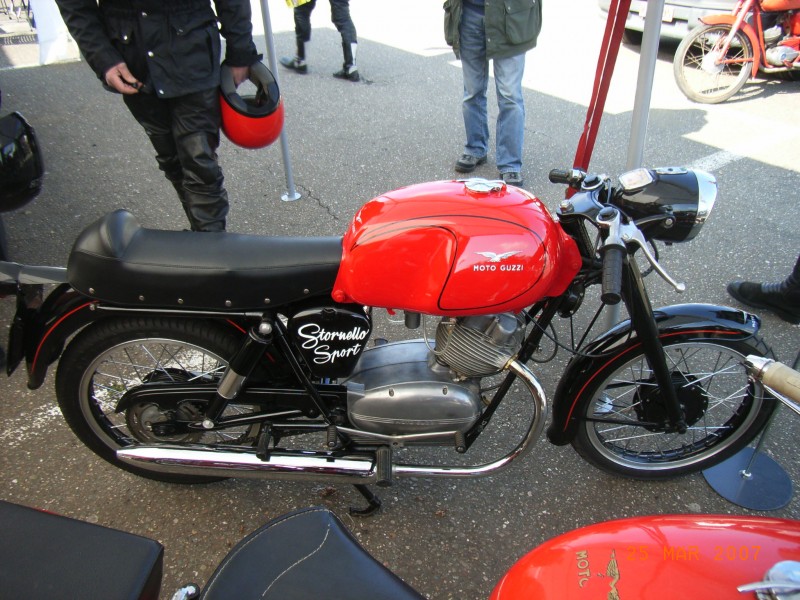 Moto Guzzi Stornello 125
