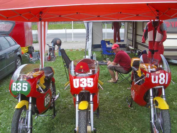 Ein Teil des Maico Racing Teams
