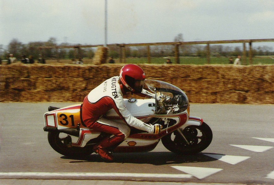 114
31 Th V Heugten 
Suzuki RG 500cc 4 cyl
1979
