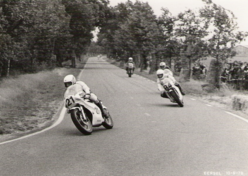 65
Eersel 1978 500 cc klasse
21 Theo van Heugten 
84 ?
NMB Nederlandse Motorrijders Bond
