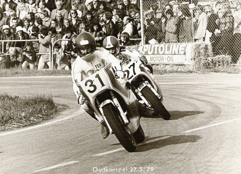 72
NMB KNMV Motorwegrace 500cc 
Kampioenswedstrijd 1979 Oudkarspel
31 Theo v Heugten
27 Peter Smetsers
