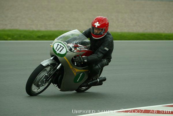 Luigi Taveri
Honda 4 cylinder
