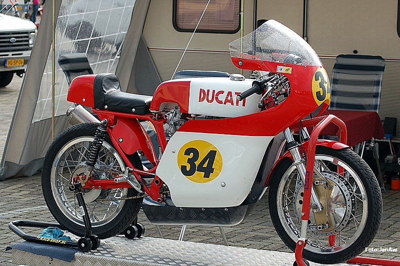 Ducati 450ccm_1970_Jeroen de Jager
Easter Classicrace TT Circuit Assen 2009
