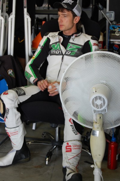 Max Neukirchner
Max Neukirchner, in der Motorrad-WM-Saison 2011 fuhr er für das MZ-Racing Team in der Klasse Moto2.
Schlüsselwörter: Peter Wolf