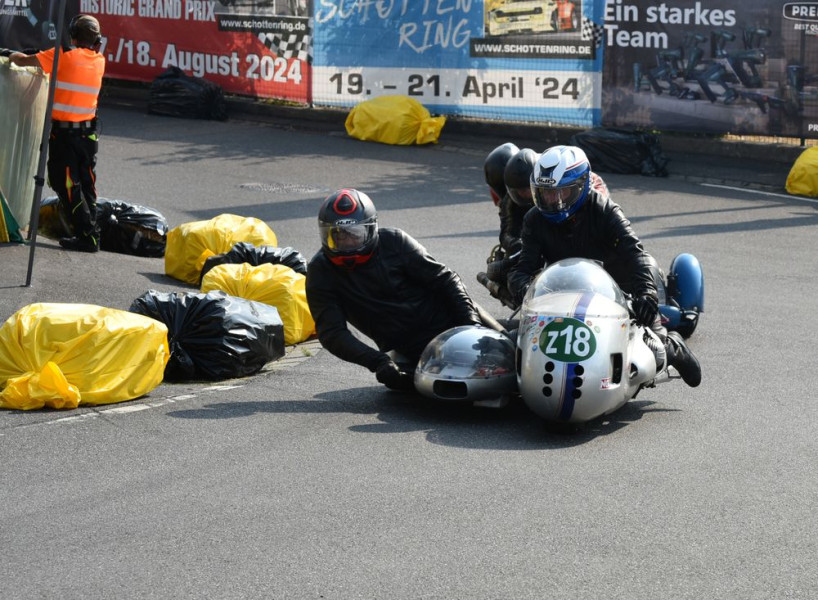 Z18
Klaus Weynand, Limbach
Bettina Weynand, Limbach
BMW Kneeler, 1977, 979 ccm
